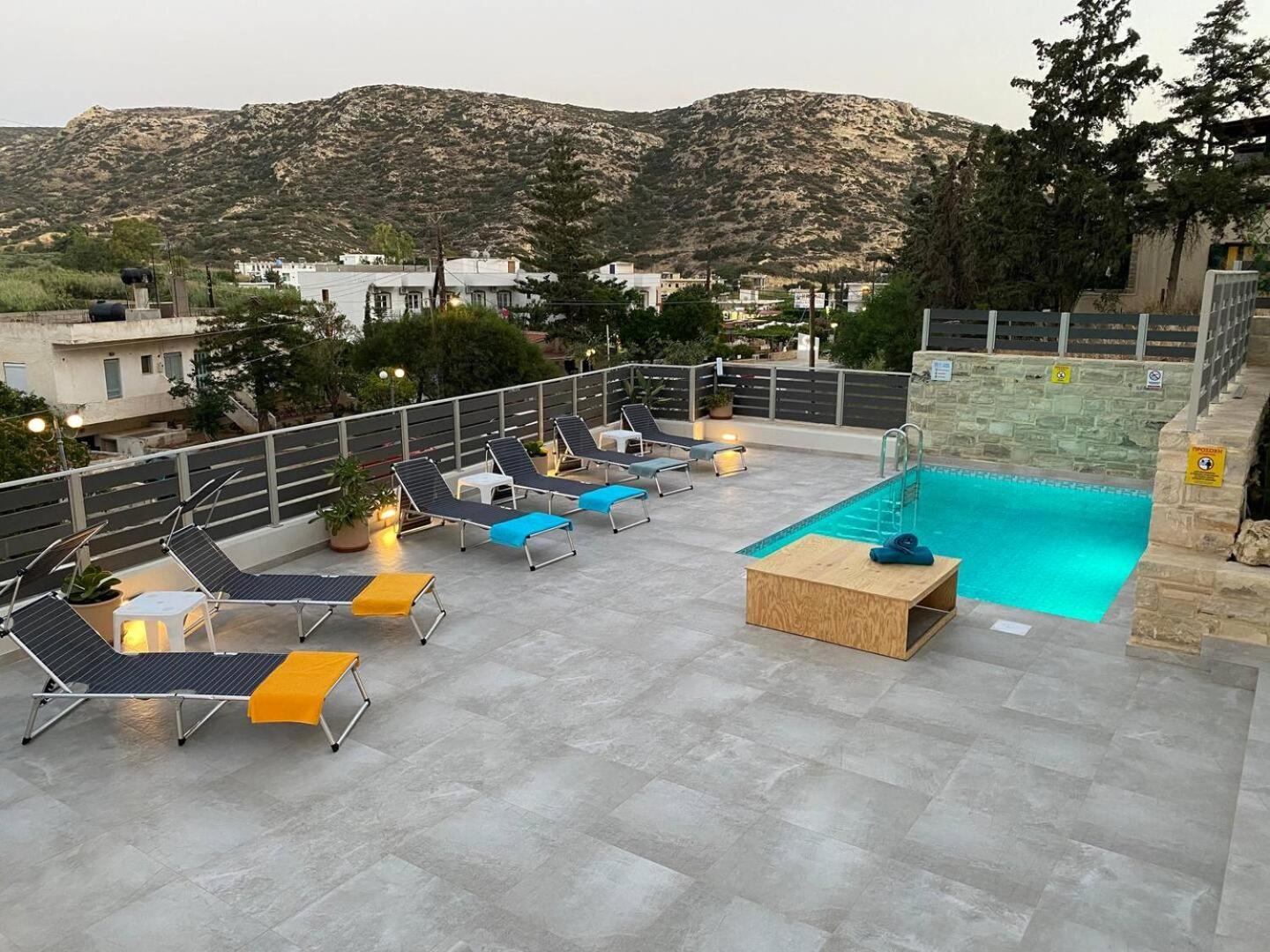 Maistro Suites With Pool, Matala Eksteriør billede