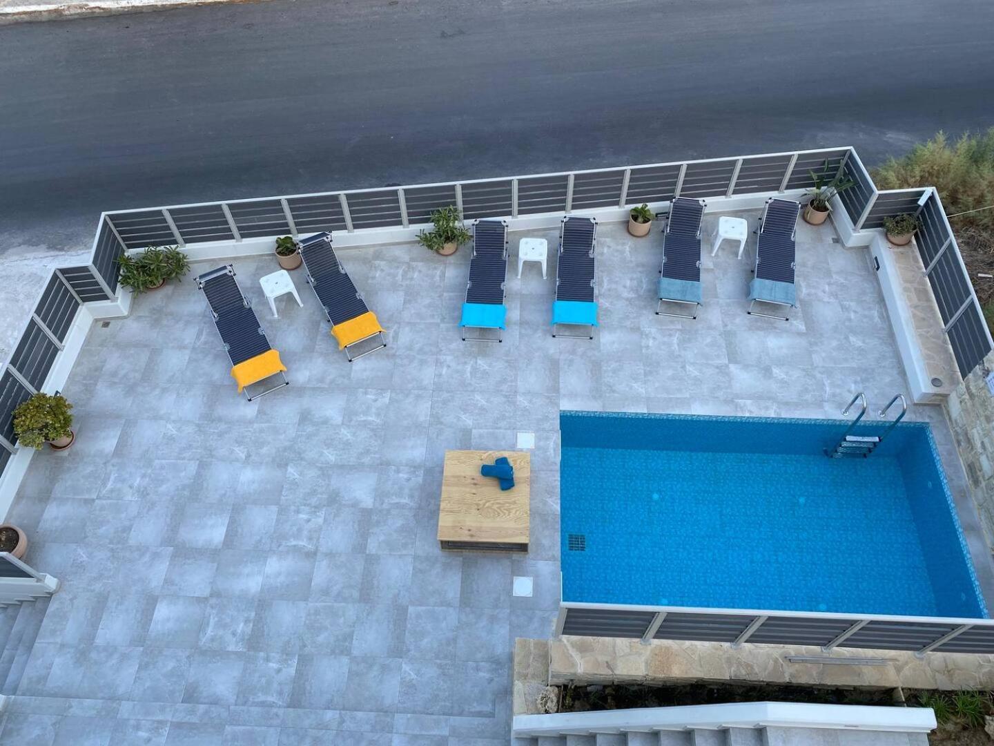 Maistro Suites With Pool, Matala Eksteriør billede