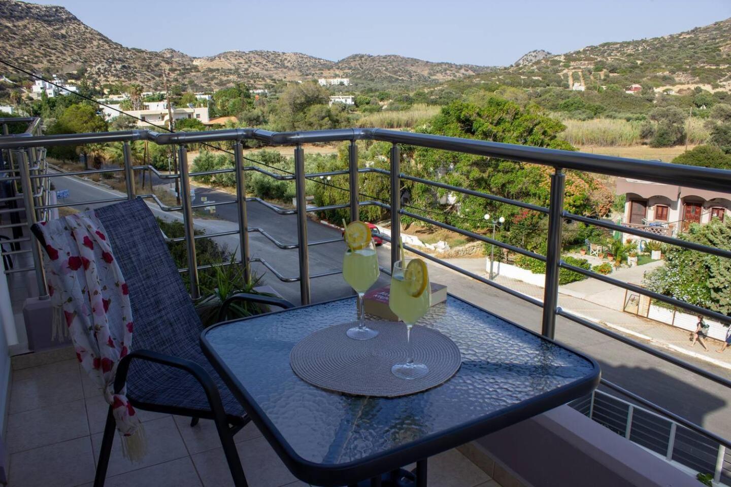 Maistro Suites With Pool, Matala Eksteriør billede